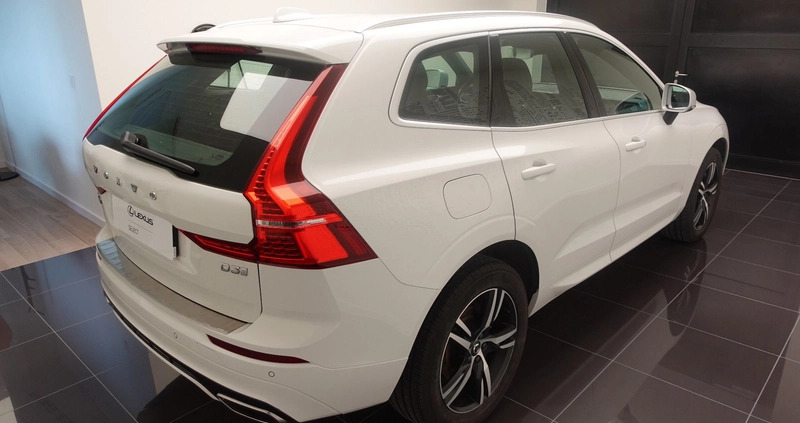 Volvo XC 60 cena 118900 przebieg: 89017, rok produkcji 2018 z Głogów małe 56